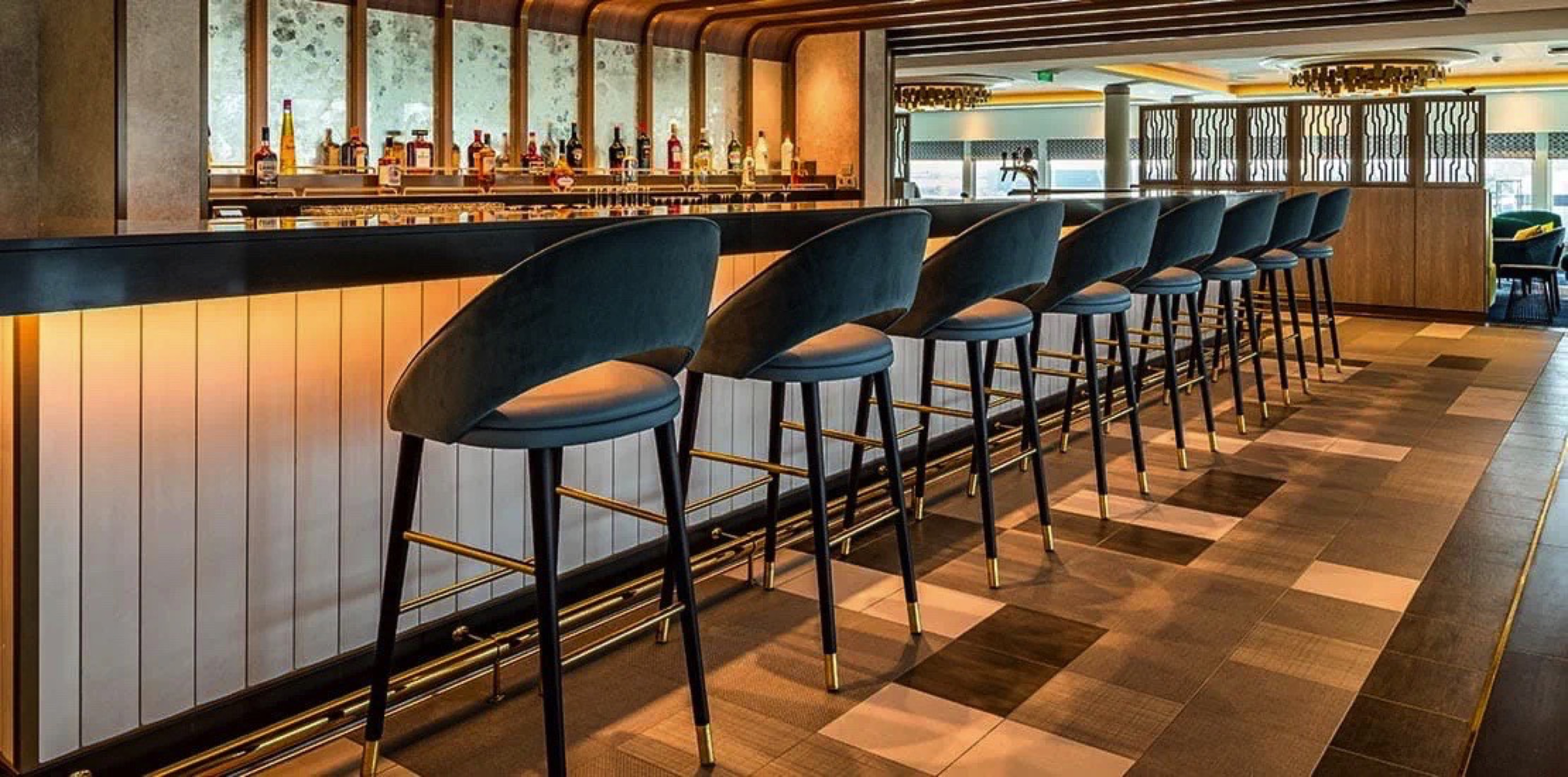 Spirit of Adventure - Britannia Lounge